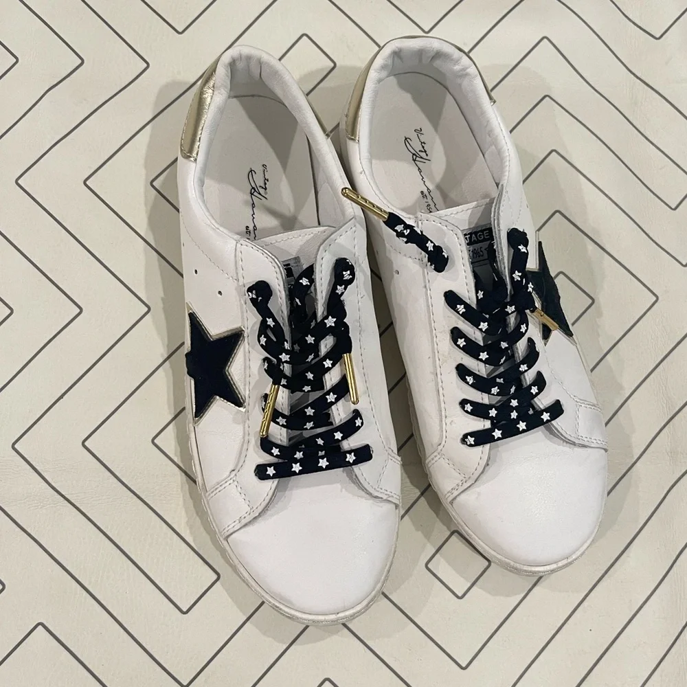 Vintage Havana Bianca Sneakers - Picture 2 of 12